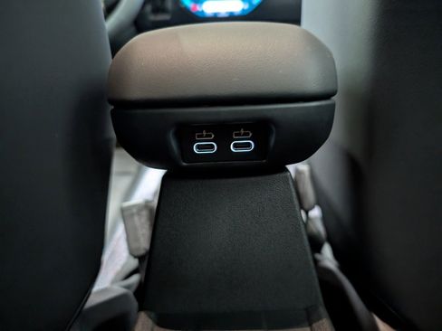 Used 2025 MINI Cooper S image 11