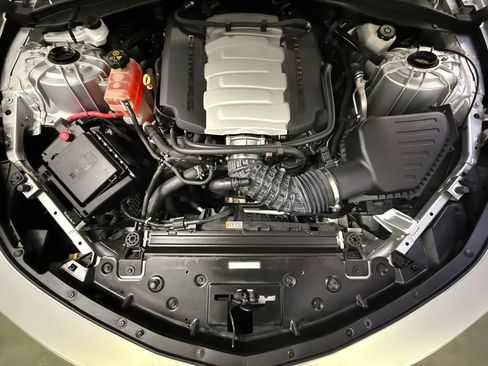 Used 2016 Chevrolet Camaro SS RWD image 26