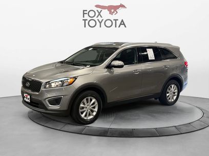 Used 2017 Kia Sorento LX w/ LX Convenience Package