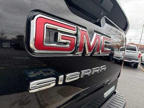 Used 2021 GMC Sierra 1500 Elevation w/ Preferred Package image 14