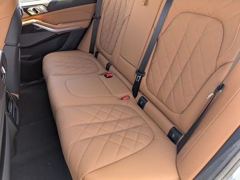 New 2026 BMW X5 sDrive40i w/ M Sport Package RWD image 17