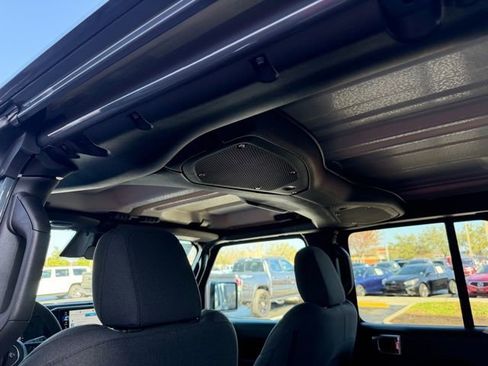 New 2026 Jeep Gladiator Sport image 24