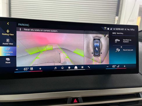 Certified 2024 BMW iX xDrive50 w/ Sport Package AWD/4WD image 29