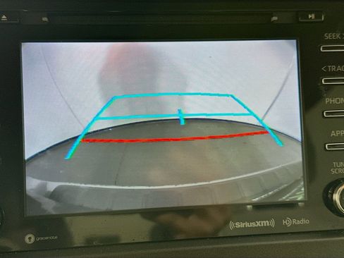 Used 2018 Toyota Sienna LE FWD image 22