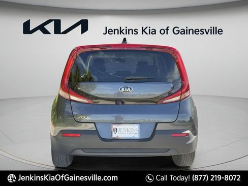 Used 2021 Kia Soul LX FWD image 6