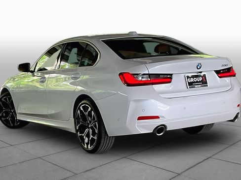 Certified 2025 BMW 330i Sedan RWD image 11