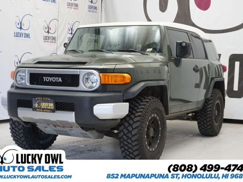 Used 2013 Toyota FJ Cruiser 4WD image 1