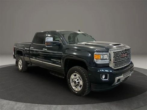 Used 2019 GMC Sierra 2500 Denali image 7