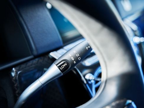 Used 2023 Rolls-Royce Cullinan Black Badge w/ Driver's Package image 65