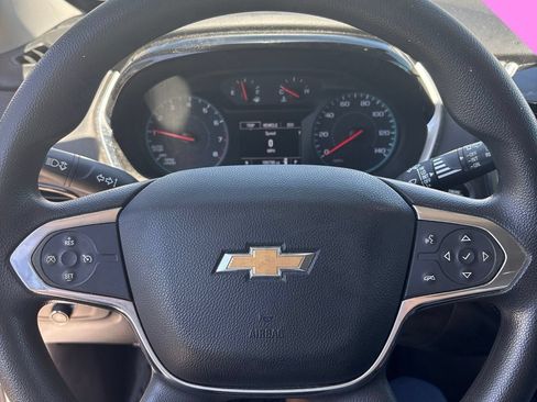 Used 2018 Chevrolet Traverse LS FWD image 8
