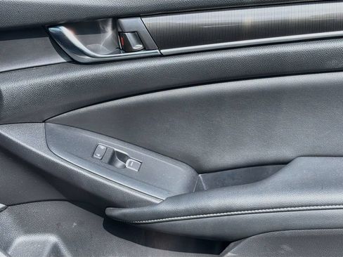 Used 2019 Honda Accord Sport image 23