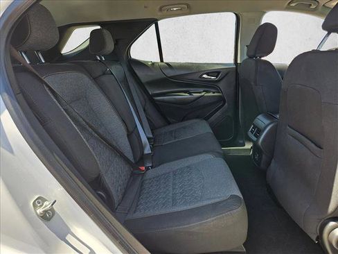 Used 2024 Chevrolet Equinox LT FWD image 24