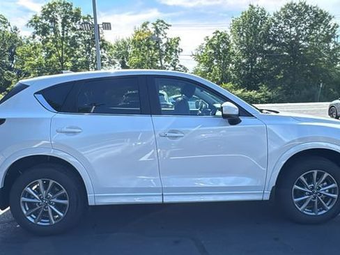 Used 2025 MAZDA CX-5 AWD 2.5 S w/ Preferred Package image 4