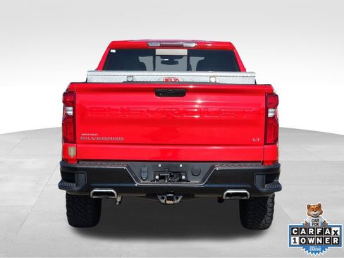 Used 2020 Chevrolet Silverado 1500 LT Trail Boss image 8