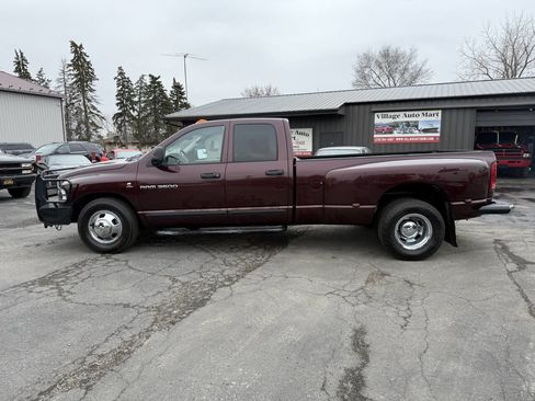 Used 2005 Dodge Ram 3500 Truck SLT image 2