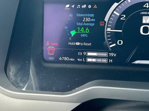 Used 2025 Toyota Sequoia Capstone AWD/4WD image 47
