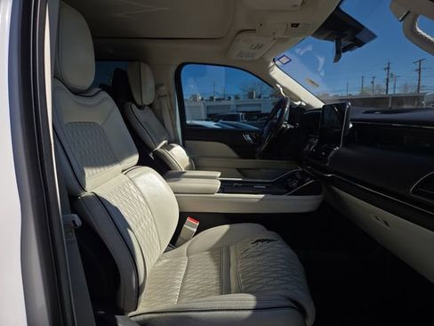 Used 2019 Lincoln Navigator Black Label image 12