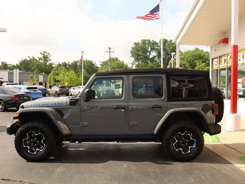 Used 2023 Jeep Wrangler Unlimited Rubicon 4xe w/ Cold Weather Group AWD/4WD image 8