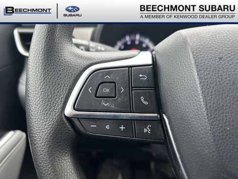 Used 2021 Toyota Highlander L image 18