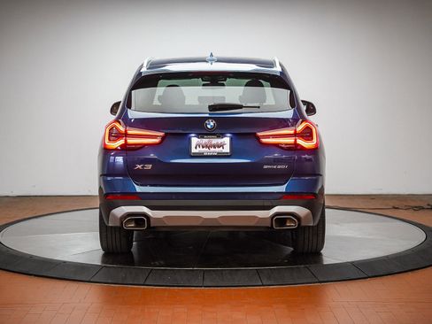 Used 2022 BMW X3 sDrive30i w/ Premium Package 2 RWD image 3
