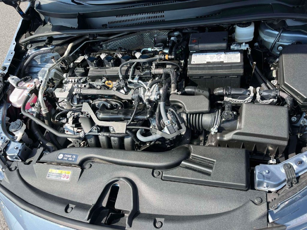 Used 2025 Toyota Corolla SE FWD image 33