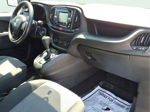 Used 2021 RAM ProMaster City Tradesman FWD image 23