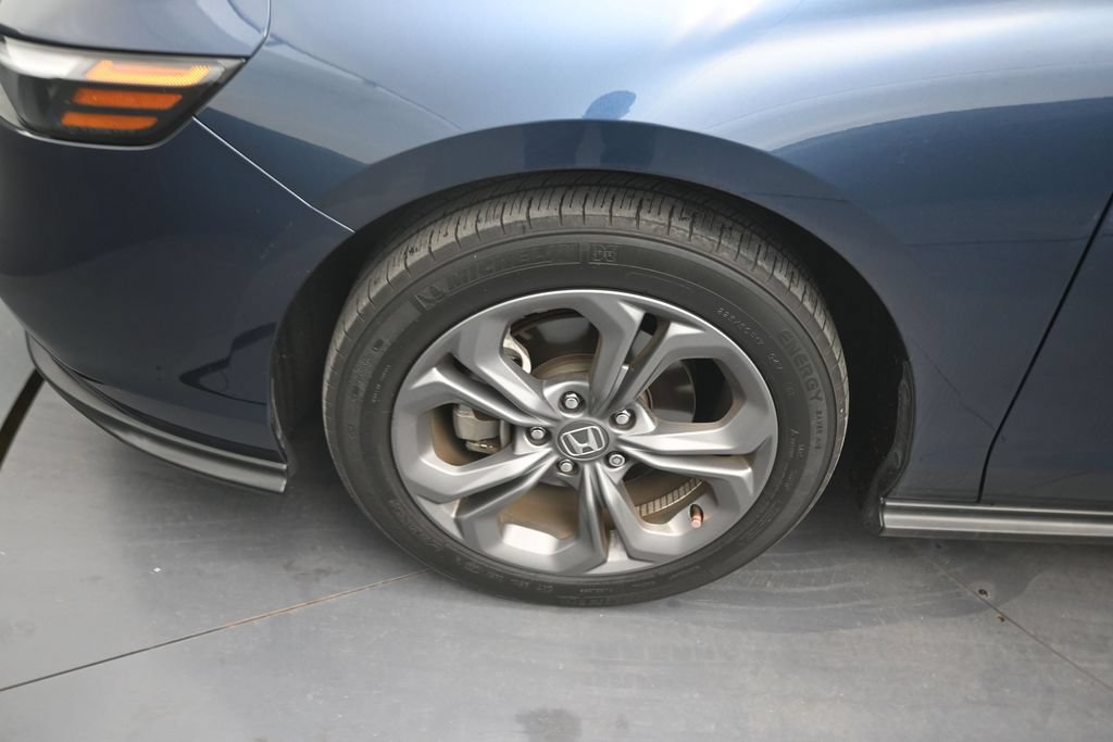 Used 2024 Honda Accord EX image 9