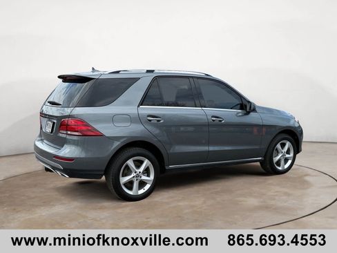 Used 2018 Mercedes-Benz GLE 350 4MATIC image 3