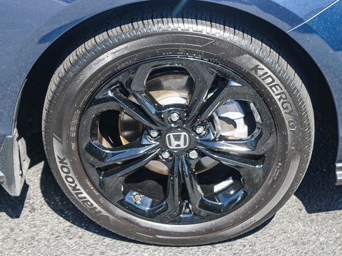 Used 2025 Honda Accord SE image 11