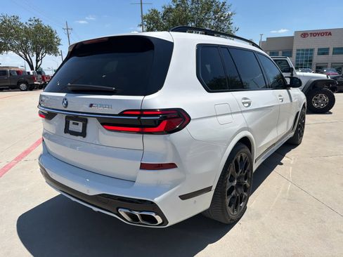 Used 2025 BMW X7 M60i AWD/4WD image 3