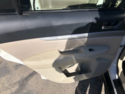 Used 2013 Subaru Outback 2.5i Premium w/ All-Weather Pkg image 20