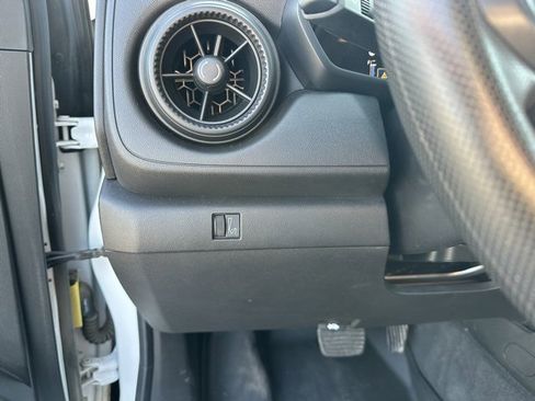 Certified 2023 Chevrolet Colorado W/T image 4