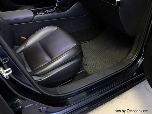 Used 2020 MAZDA MAZDA3 Premium Package image 31