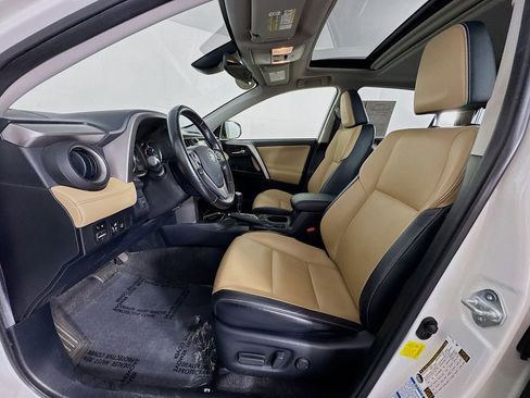 Used 2016 Toyota RAV4 Limited image 15