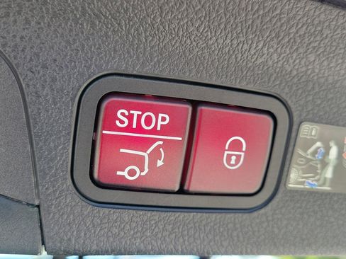 Used 2022 Mercedes-Benz GLE 450 4MATIC image 10