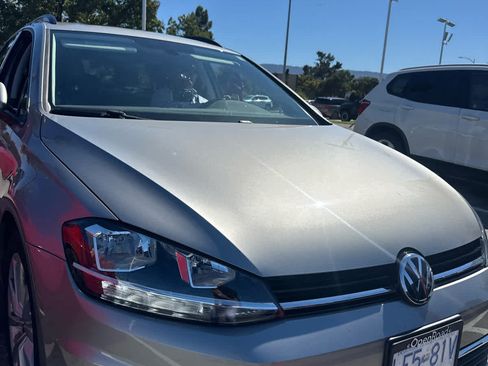 Used 2019 Volkswagen Golf S FWD image 6