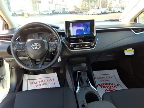 Used 2024 Toyota Corolla LE image 10