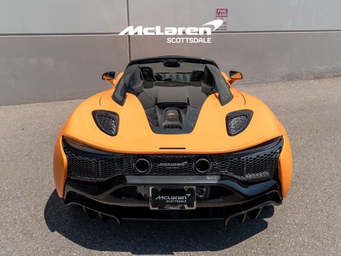 Used 2025 McLaren Artura Spider RWD image 24