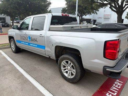 Used 2018 Chevrolet Silverado 1500 LT w/ Texas Edition RWD image 5