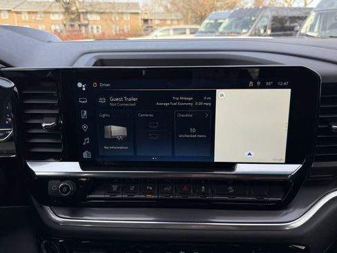 Used 2024 Chevrolet Silverado 3500 High Country w/ Technology Package image 24