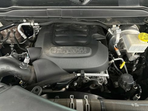 Used 2020 RAM 2500 Laramie AWD/4WD image 32