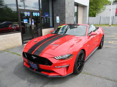 Used 2020 Ford Mustang GT Premium RWD image 4