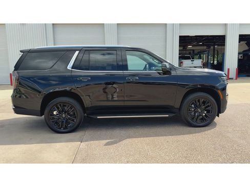 New 2026 Chevrolet Tahoe Premier AWD/4WD image 9
