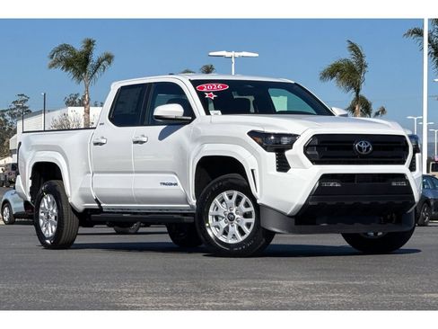 New 2026 Toyota Tacoma SR5 AWD/4WD image 2