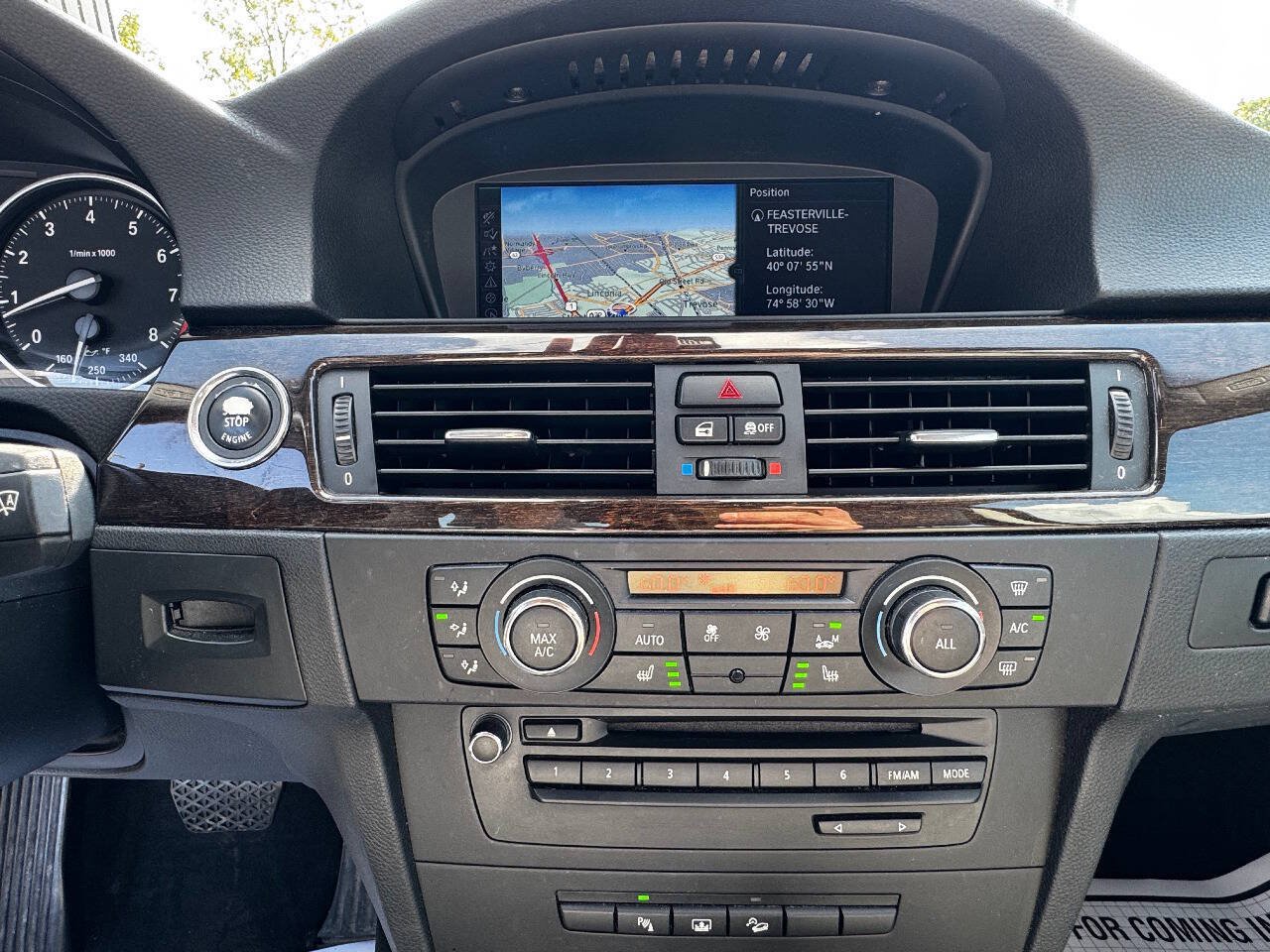 Used 2013 BMW 328i xDrive Coupe AWD/4WD image 18