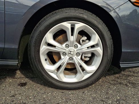 Certified 2023 Honda Accord LX image 8