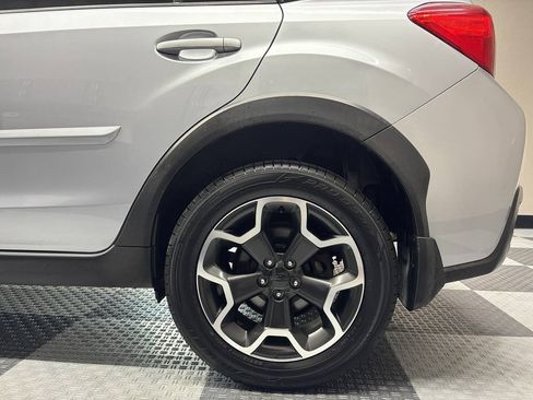 Used 2014 Subaru Crosstrek 2.0i Premium w/ Moonroof Package AWD/4WD image 11