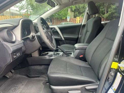 Used 2018 Toyota RAV4 LE w/ All Weather Liner Package AWD/4WD image 11