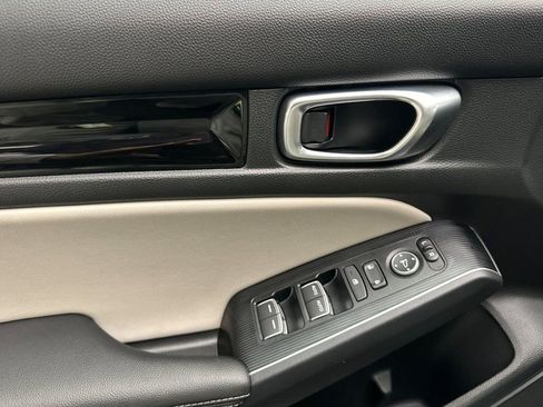 Certified 2024 Honda Civic Sport Touring image 11