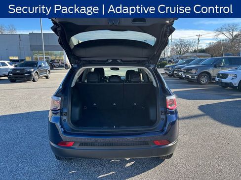 Used 2019 Jeep Compass Latitude image 5